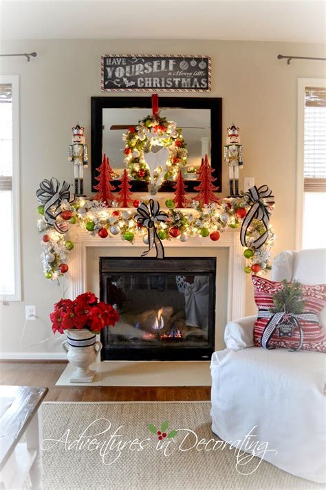 christmas decoration fireplace mantel